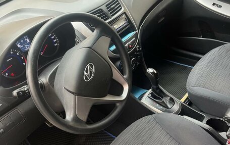 Hyundai Solaris II рестайлинг, 2014 год, 925 000 рублей, 10 фотография