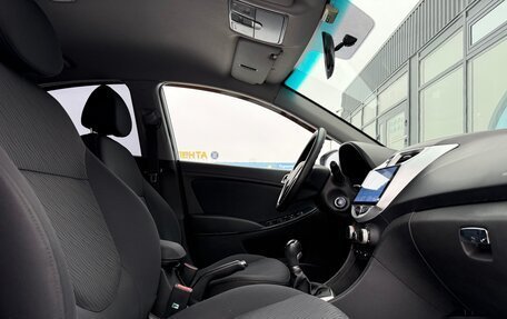 Hyundai Solaris II рестайлинг, 2011 год, 764 000 рублей, 7 фотография