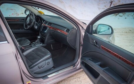 Skoda Superb III рестайлинг, 2012 год, 1 200 000 рублей, 8 фотография