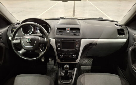 Skoda Yeti I рестайлинг, 2012 год, 750 000 рублей, 17 фотография