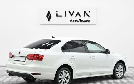 Volkswagen Jetta VI, 2013 год, 815 000 рублей, 4 фотография