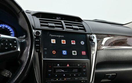 Toyota Camry, 2017 год, 1 895 000 рублей, 9 фотография