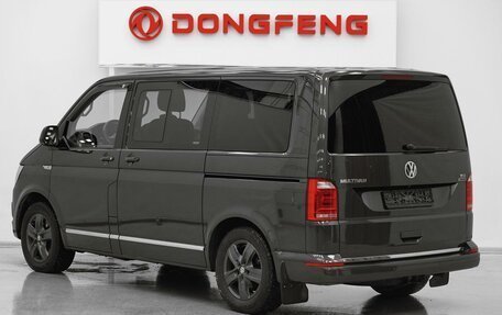 Volkswagen Multivan T5, 2015 год, 3 345 000 рублей, 4 фотография