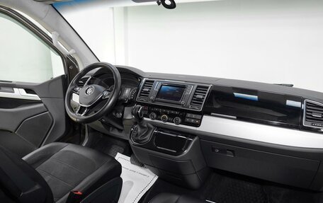 Volkswagen Multivan T5, 2015 год, 3 345 000 рублей, 6 фотография