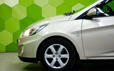 Hyundai Solaris II рестайлинг, 2011 год, 700 000 рублей, 9 фотография