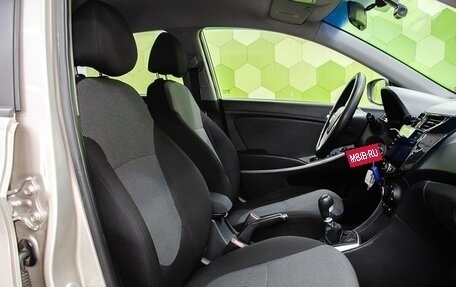 Hyundai Solaris II рестайлинг, 2011 год, 700 000 рублей, 11 фотография