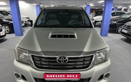 Toyota Hilux VII, 2013 год, 1 625 000 рублей, 2 фотография