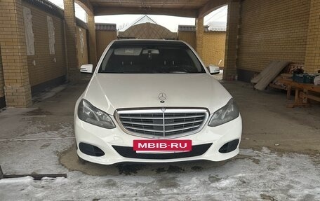 Mercedes-Benz E-Класс, 2014 год, 1 550 000 рублей, 3 фотография