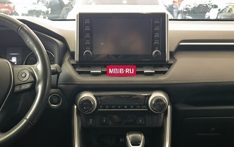 Toyota RAV4, 2020 год, 2 950 000 рублей, 19 фотография