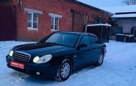 Hyundai Sonata IV рестайлинг, 2004 год, 600 000 рублей, 1 фотография