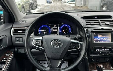 Toyota Camry, 2017 год, 2 494 000 рублей, 8 фотография