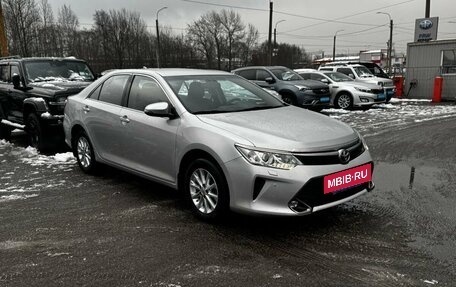 Toyota Camry, 2017 год, 2 494 000 рублей, 3 фотография
