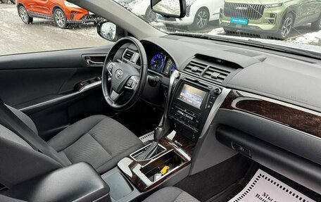 Toyota Camry, 2017 год, 2 494 000 рублей, 15 фотография