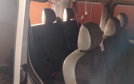 Renault Trafic, 2011 год, 1 200 000 рублей, 8 фотография