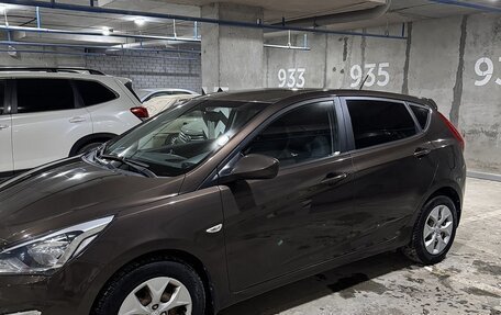 Hyundai Solaris II рестайлинг, 2015 год, 1 250 000 рублей, 3 фотография