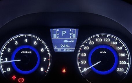 Hyundai Solaris II рестайлинг, 2015 год, 1 250 000 рублей, 6 фотография