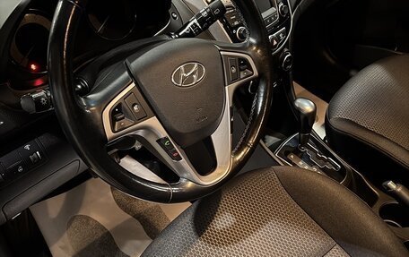 Hyundai Solaris II рестайлинг, 2015 год, 1 250 000 рублей, 4 фотография