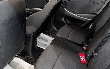 Hyundai Solaris II рестайлинг, 2015 год, 1 250 000 рублей, 9 фотография