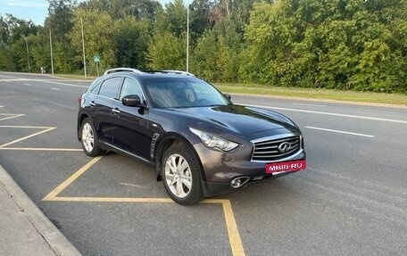 Infiniti FX II, 2012 год, 1 850 000 рублей, 4 фотография