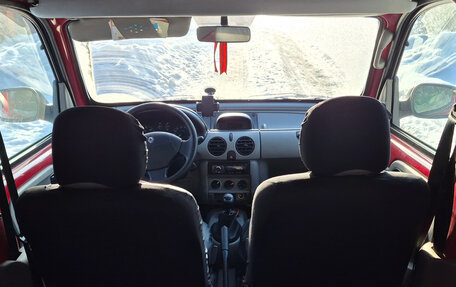 Renault Kangoo II рестайлинг, 2003 год, 370 000 рублей, 8 фотография