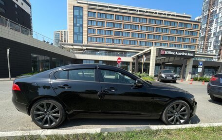 Jaguar XE I рестайлинг, 2017 год, 1 450 000 рублей, 4 фотография