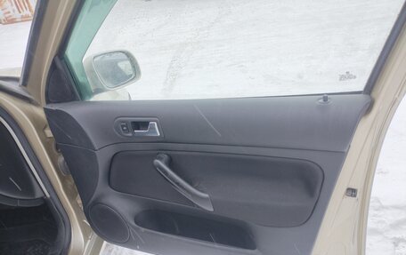 Volkswagen Golf IV, 2002 год, 350 000 рублей, 7 фотография