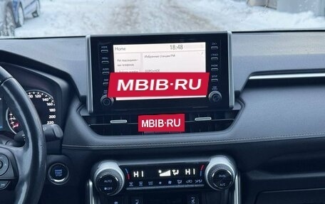 Toyota RAV4, 2019 год, 2 795 000 рублей, 9 фотография