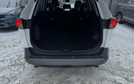 Toyota RAV4, 2019 год, 2 795 000 рублей, 16 фотография