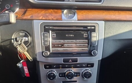 Volkswagen Passat B7, 2012 год, 1 199 000 рублей, 13 фотография