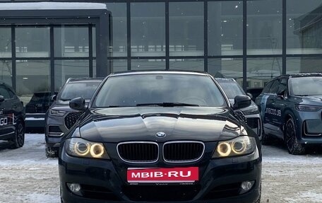 BMW 3 серия, 2011 год, 1 239 000 рублей, 2 фотография