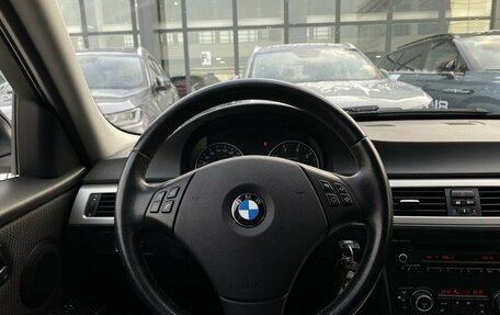 BMW 3 серия, 2011 год, 1 239 000 рублей, 14 фотография