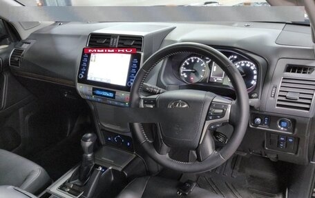 Toyota Land Cruiser Prado 150 рестайлинг 2, 2022 год, 6 200 911 рублей, 4 фотография