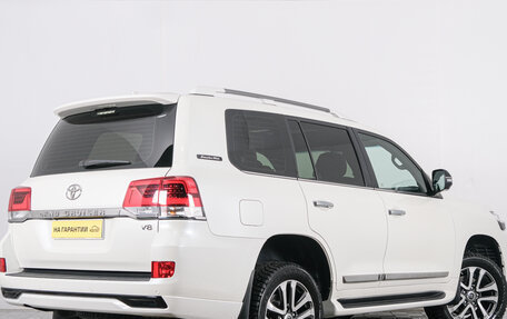 Toyota Land Cruiser 200, 2017 год, 6 349 000 рублей, 7 фотография