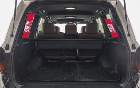 Toyota Land Cruiser 200, 2017 год, 6 349 000 рублей, 26 фотография