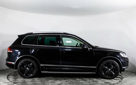 Volkswagen Touareg III, 2017 год, 3 499 000 рублей, 4 фотография