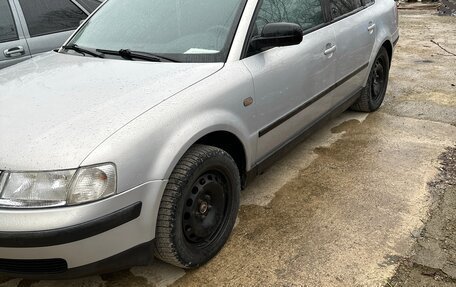 Volkswagen Passat B5+ рестайлинг, 1997 год, 420 000 рублей, 3 фотография