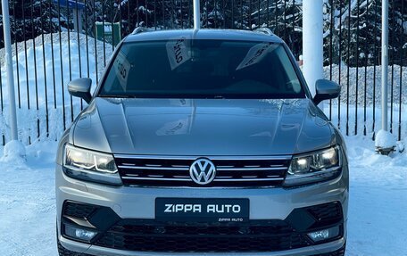 Volkswagen Tiguan II, 2018 год, 2 669 000 рублей, 2 фотография