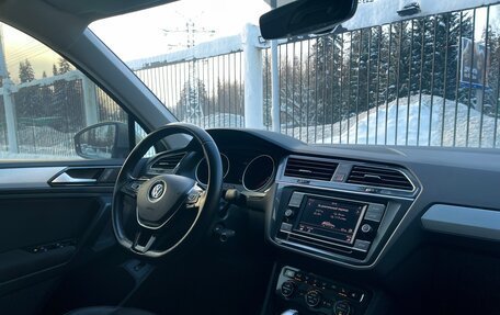 Volkswagen Tiguan II, 2018 год, 2 669 000 рублей, 9 фотография