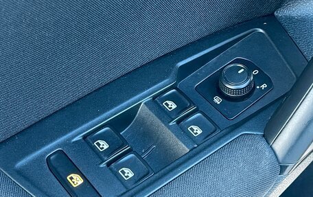 Volkswagen Tiguan II, 2018 год, 2 669 000 рублей, 16 фотография