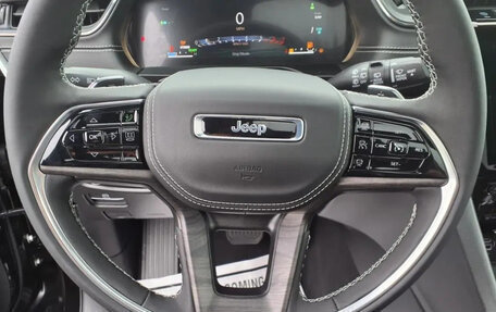 Jeep Grand Cherokee, 2025 год, 6 830 000 рублей, 10 фотография