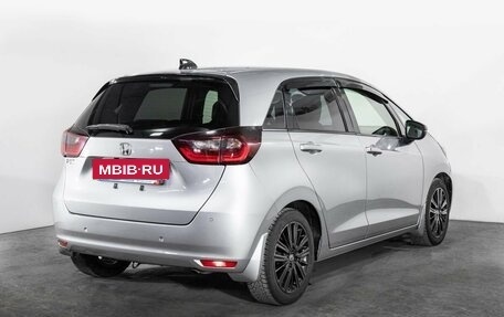 Honda Fit, 2021 год, 1 250 000 рублей, 3 фотография
