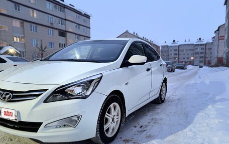 Hyundai Solaris II рестайлинг, 2015 год, 830 000 рублей, 4 фотография