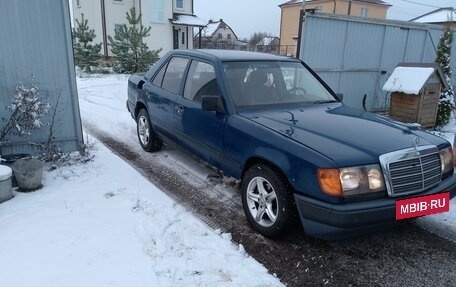 Mercedes-Benz W124, 1986 год, 230 000 рублей, 2 фотография