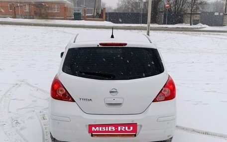 Nissan Tiida, 2011 год, 850 000 рублей, 4 фотография