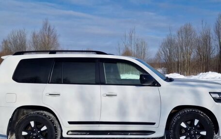 Toyota Land Cruiser 200, 2010 год, 3 150 000 рублей, 6 фотография