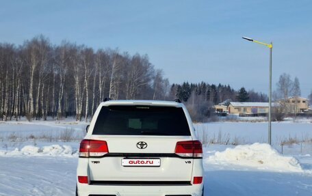 Toyota Land Cruiser 200, 2010 год, 3 150 000 рублей, 5 фотография