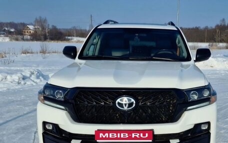 Toyota Land Cruiser 200, 2010 год, 3 150 000 рублей, 7 фотография