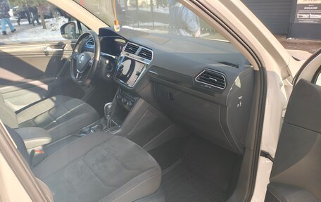 Volkswagen Tiguan II, 2017 год, 2 540 000 рублей, 7 фотография