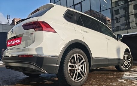 Volkswagen Tiguan II, 2017 год, 2 540 000 рублей, 4 фотография