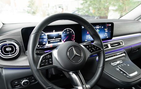 Mercedes-Benz V-Класс, 2025 год, 10 480 000 рублей, 21 фотография